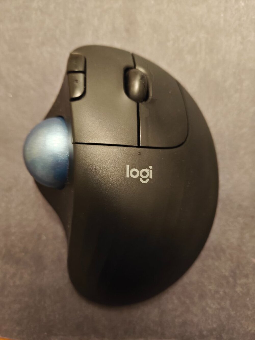 Logitech Trackball Mouse 🖲️ - Picture 2 of 4